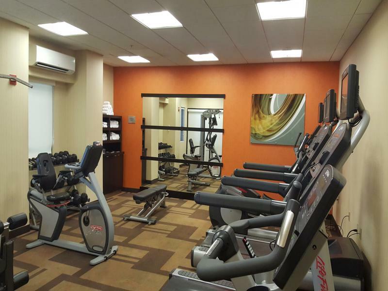 מלון Courtyard By Marriott Alexandria Pentagon South מראה חיצוני תמונה